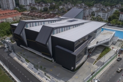 Relau Sports Complex Penang | Profile - <a href="https://www.lysaghtasean.com/my/en/products-and-solutions/roofing-and-walling/concealed-fix/lysaght-klip-lok-optima/">Klip-Lok Optima</a> & <a href="https://www.lysaghtasean.com/my/en/products-and-solutions/roofing-and-walling/pierce-fix/lysaght-spandek-optima/">Spandek Optima</a>
