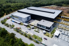 Zublin Precast Industries Johor | Profile - <a href="https://www.lysaghtasean.com/my/en/products-and-solutions/roofing-and-walling/concealed-fix/lysaght-klip-lok-optima/">Klip-Lok Optima</a> & <a href="https://www.lysaghtasean.com/my/en/products-and-solutions/roofing-and-walling/pierce-fix/lysaght-trimdek-optima/">Trimdek Optima</a>